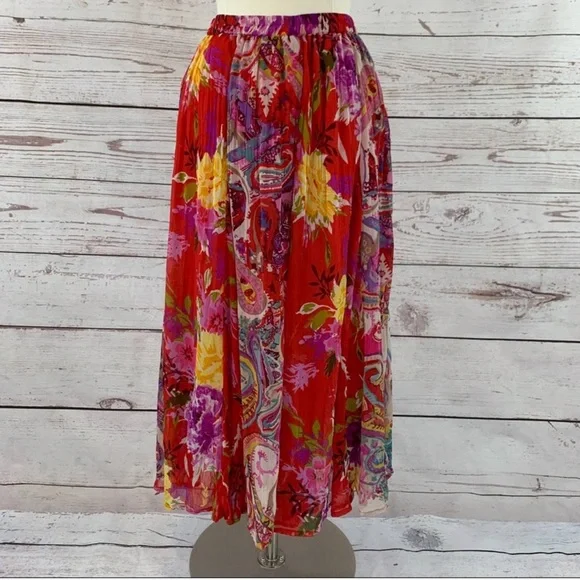 Travel Smith Red Floral Crinkle Chiffon Maxi Skirt Size Large - Picture 10 of 10